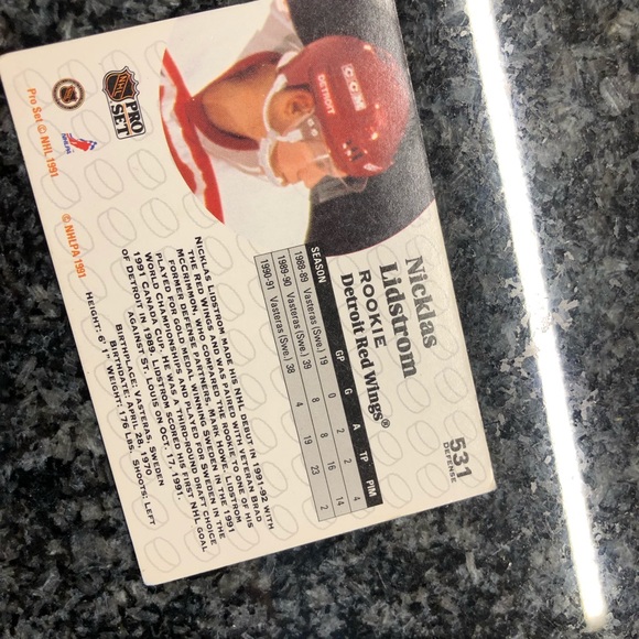 Nicklas Lidstrom Pro Set 1991 #531 Rookie Card!!! - Picture 2 of 2